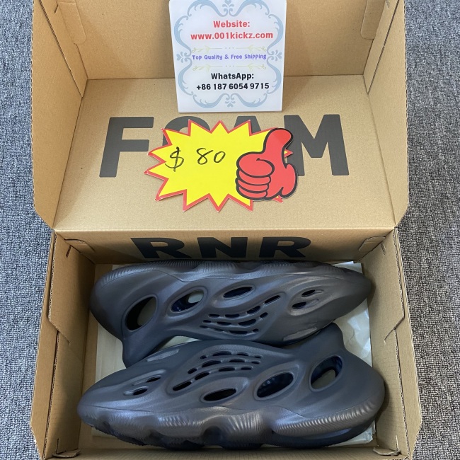 Yeezy Foam Runner Onyx HP8739