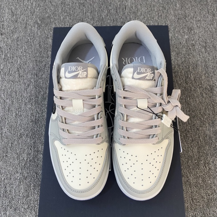 Air Jordan 1 Retro Low D*ior