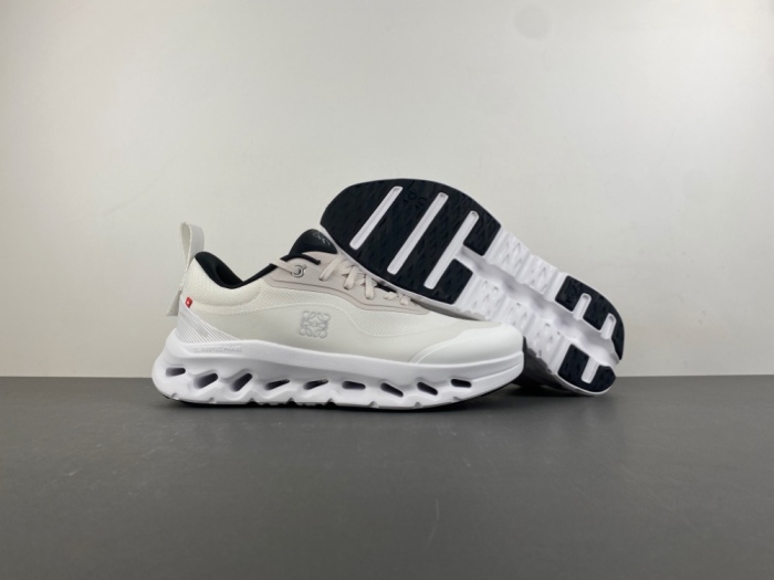 L*oewe Top Sneaker