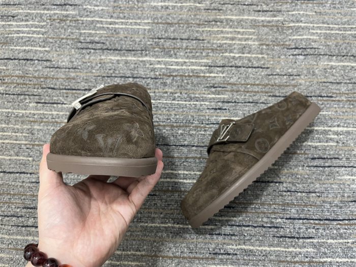 Men  L*ouis V*uitton Top Quality Sandals