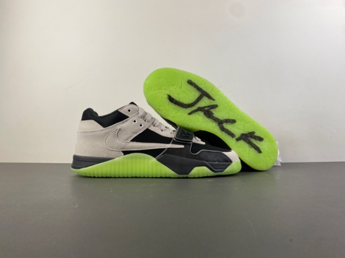 C*hase B x T*ravis S*cott x J*ordan Jumpman Jack TR  IH7971-001