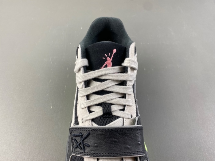 C*hase B x T*ravis S*cott x J*ordan Jumpman Jack TR  IH7971-001