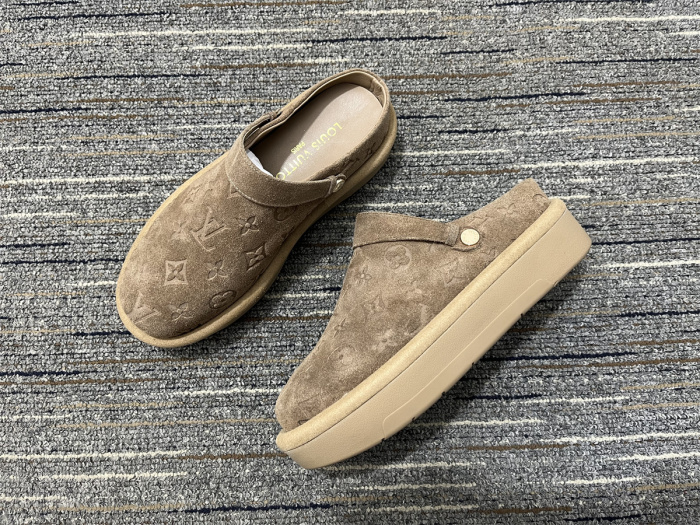 Women  L*ouis V*uitton Top Quality Sandals