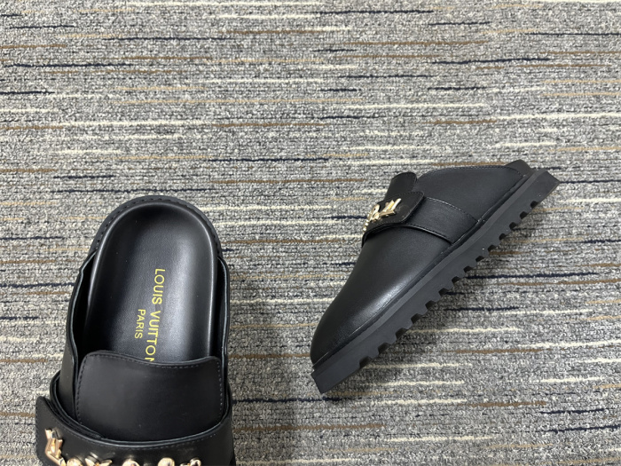 Men  L*ouis V*uitton Top Quality Sandals