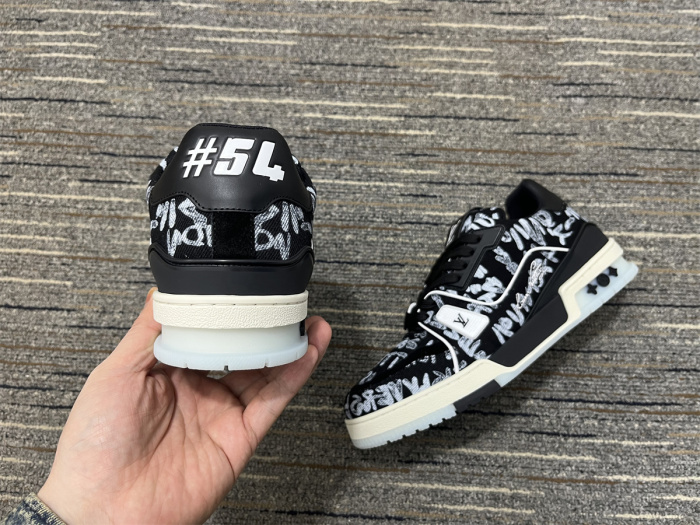 Men  L*ouis V*uitton Top Quality Sneakers