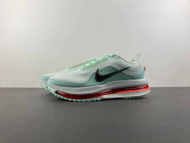 N*ike  Pegasus Premium “Barely Green” HQ2592-301