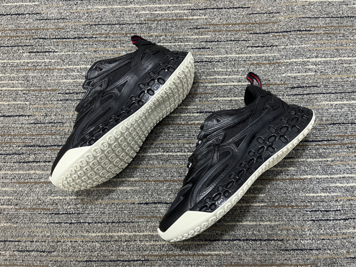 G*ucci Sneaker