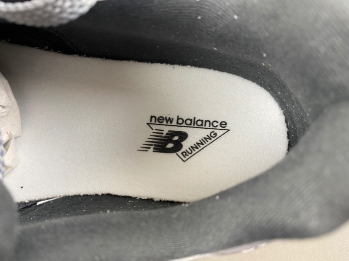 N*ew B*alance  U9060ORB