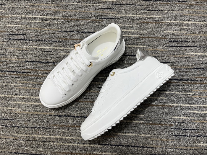 Women L*ouis V*uitton Top Quality sneakers