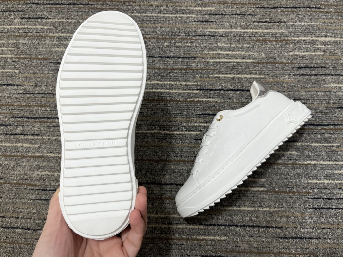 Women L*ouis V*uitton Top Quality sneakers