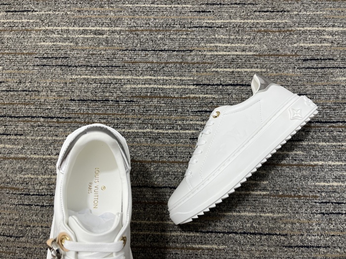 Women L*ouis V*uitton Top Quality sneakers