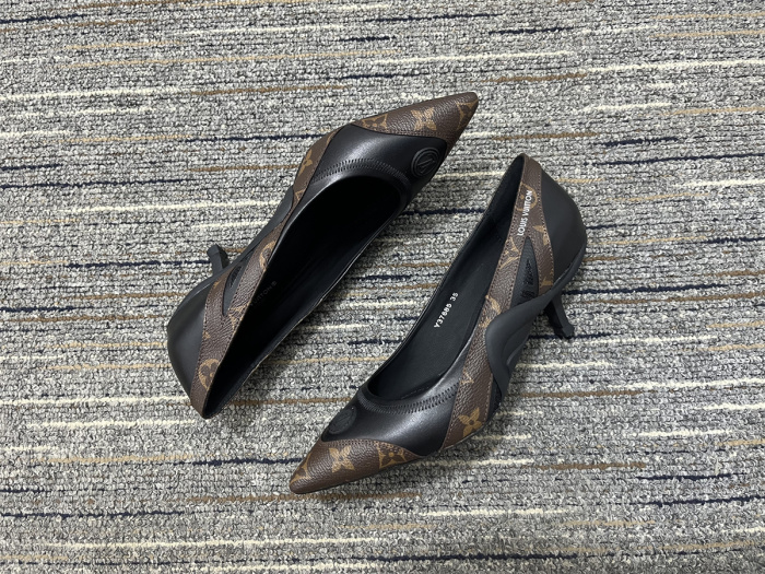 Women L*ouis V*uitton Top Quality Sandals
