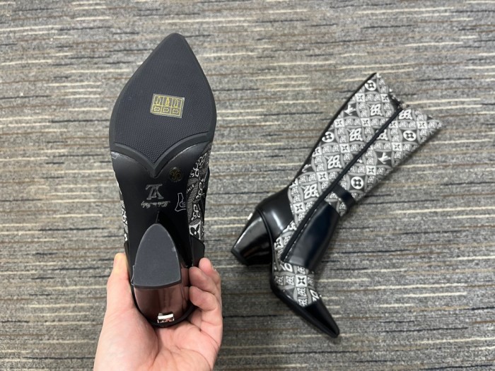 Women L*ouis V*uitton Top Quality Boot