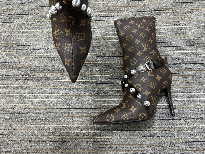 Women L*ouis V*uitton Top Boots