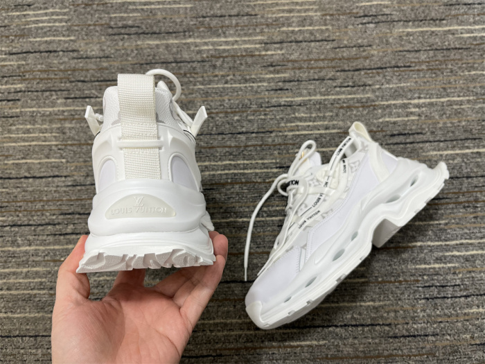 Men  L*ouis V*uitton Top Quality Sneakers