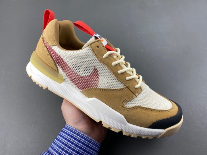 Tom Sachs x N*ike Craft Mars Yard 3.0 IF2885-100