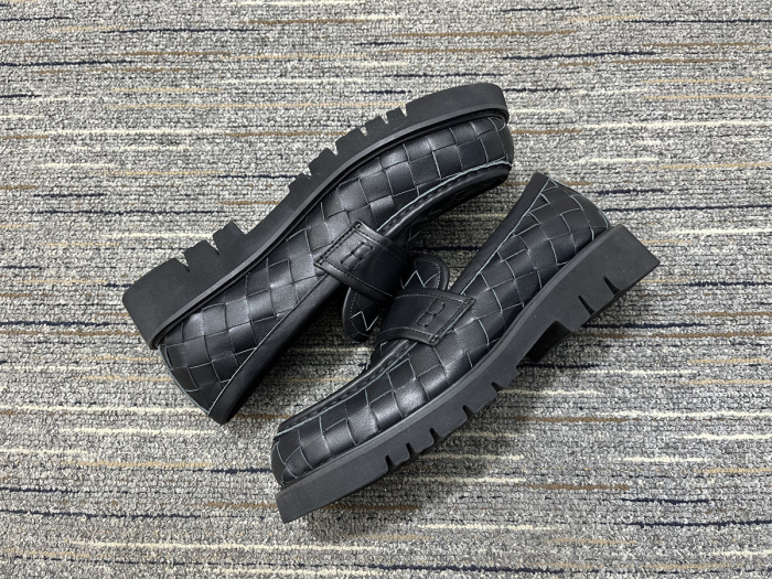 Men  B*ottega V*eneta Top Sneakers