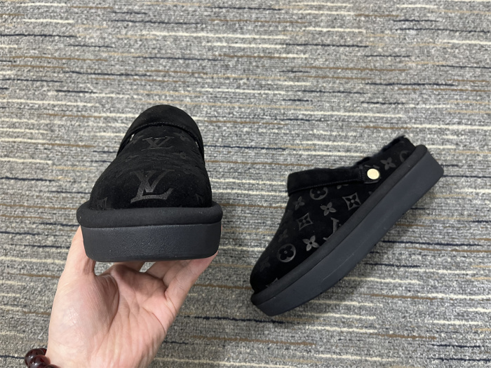 Women  L*ouis V*uitton Top Quality Sandals