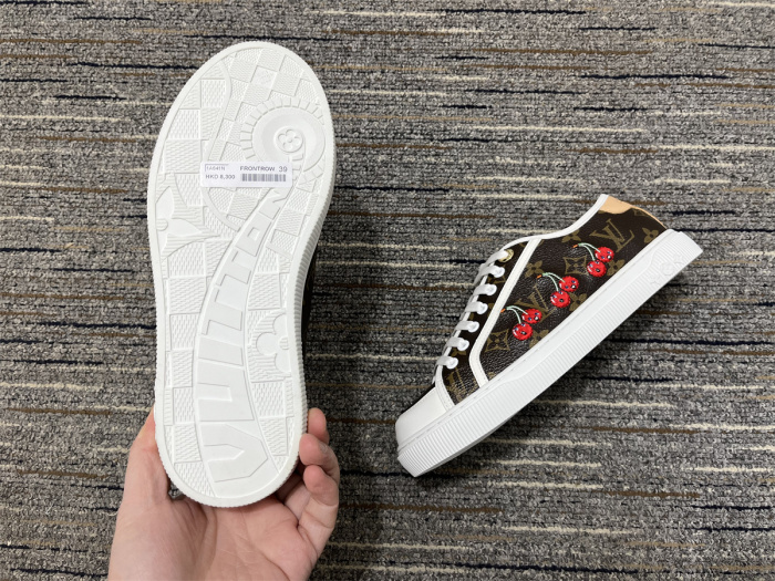 Women L*ouis V*uitton Top Quality sneakers