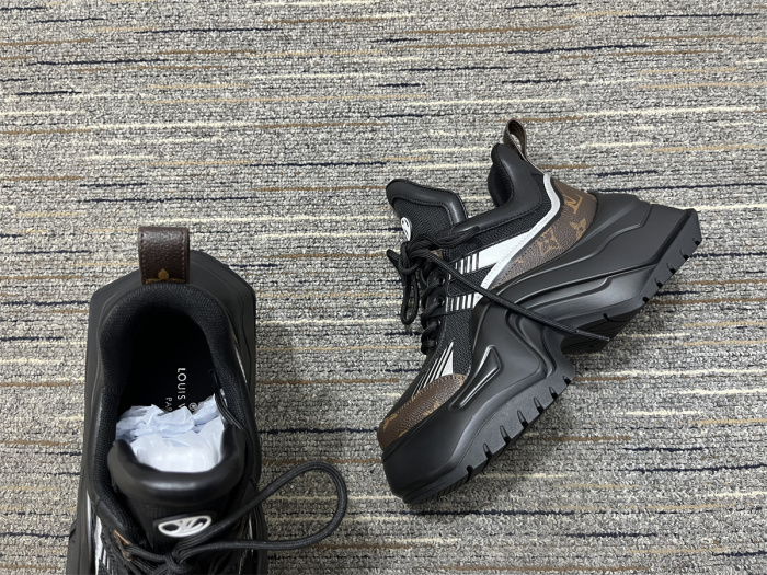 Women L*ouis V*uitton Top Quality Sneaker