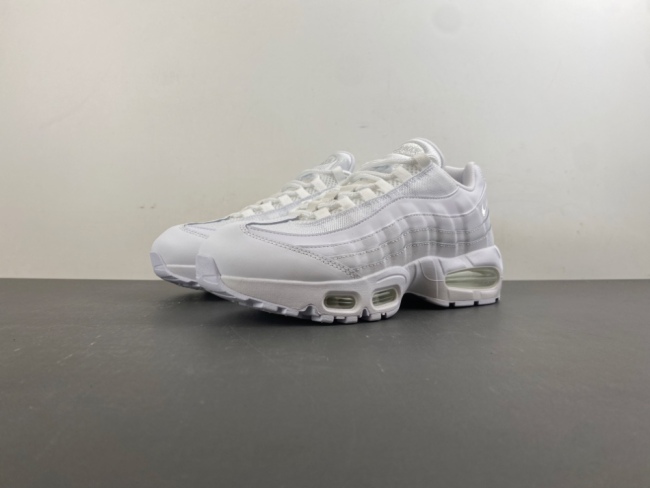 C*orteiz x A*ir M*ax 95 OG 'White Pure Platinum' HM8755-100