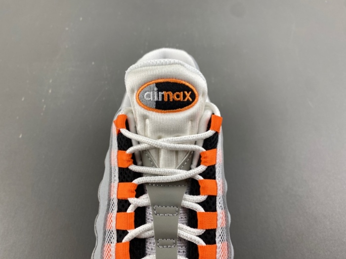A*ir M*ax 95  OG 'Bright Mandarin' HM4740-005