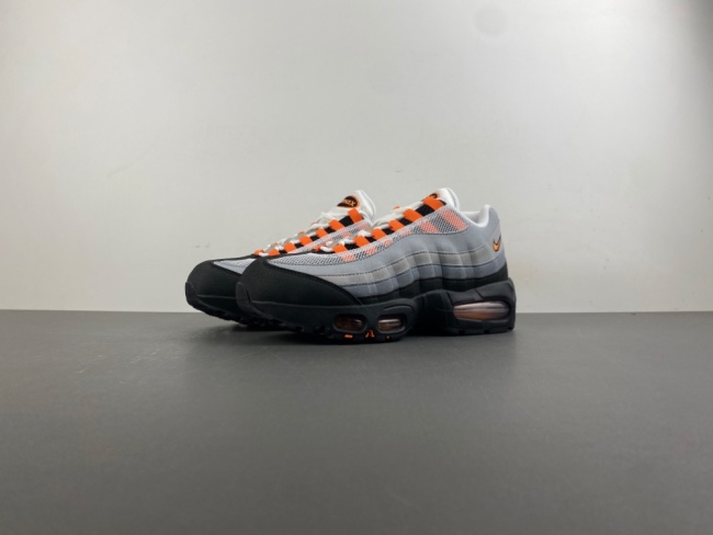 A*ir M*ax 95  OG 'Bright Mandarin' HM4740-005