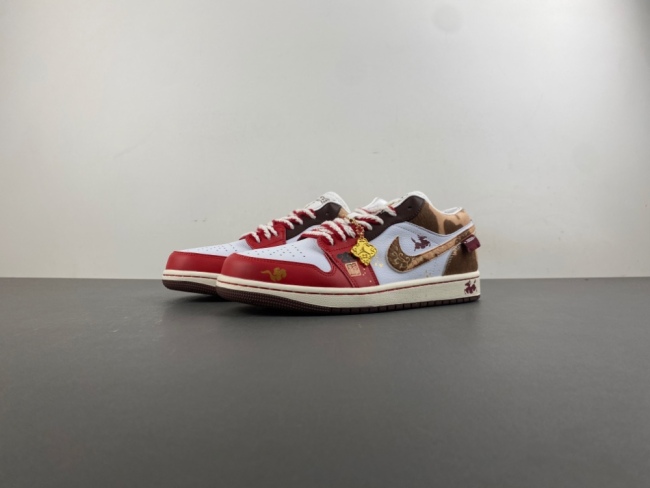 A*ir J*ordan 1  Low  IQ5321-121
