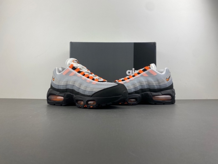 A*ir M*ax 95  OG 'Bright Mandarin' HM4740-005