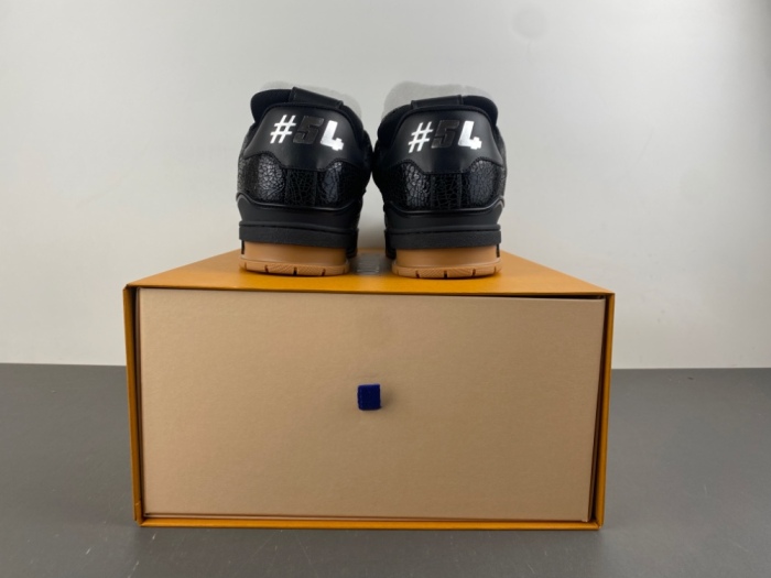 Men  L*ouis V*uitton Top Quality Sneakers