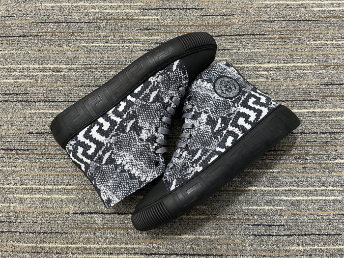 Men V*ersace Top Sneakers