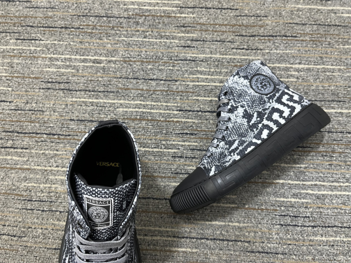 Men V*ersace Top Sneakers