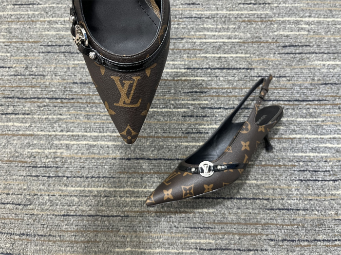 Women L*ouis V*uitton Top Quality Sandals