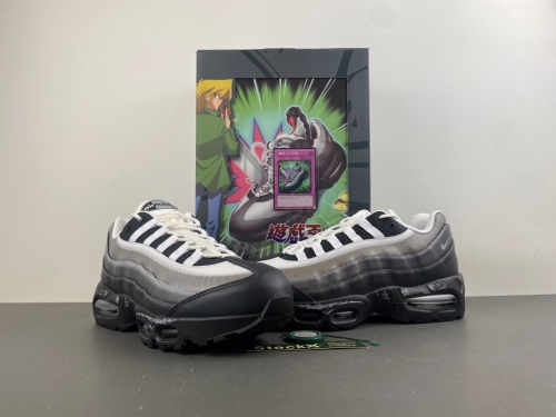 N*ike A*ir M*ax 95 'Black' II7404-100