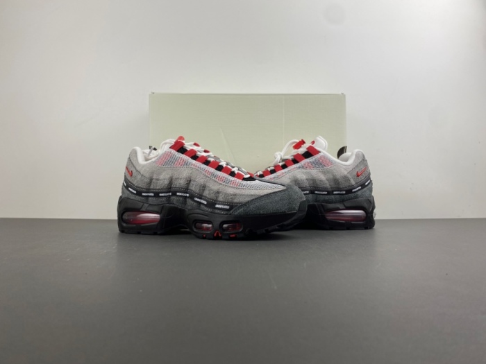 Undefeated x N*ike A*ir M*ax 95  'Bright Crimson' IB4523-003