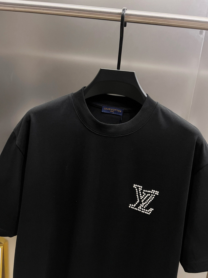 L*ouis V*uitton Top Quality