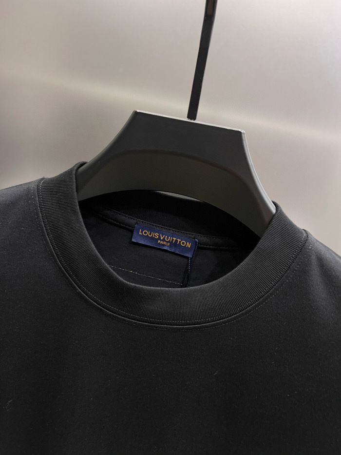 L*ouis V*uitton Top Quality