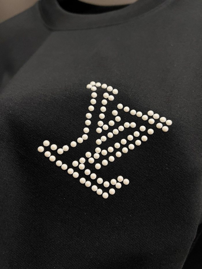 L*ouis V*uitton Top Quality