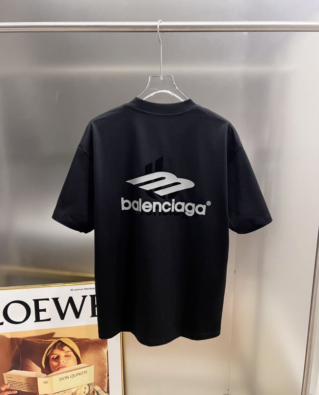 B*alenciaga Top Quality