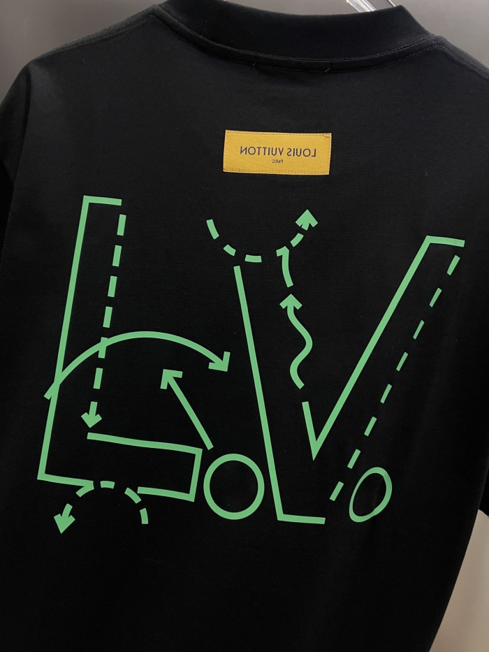 L*ouis V*uitton Top Quality