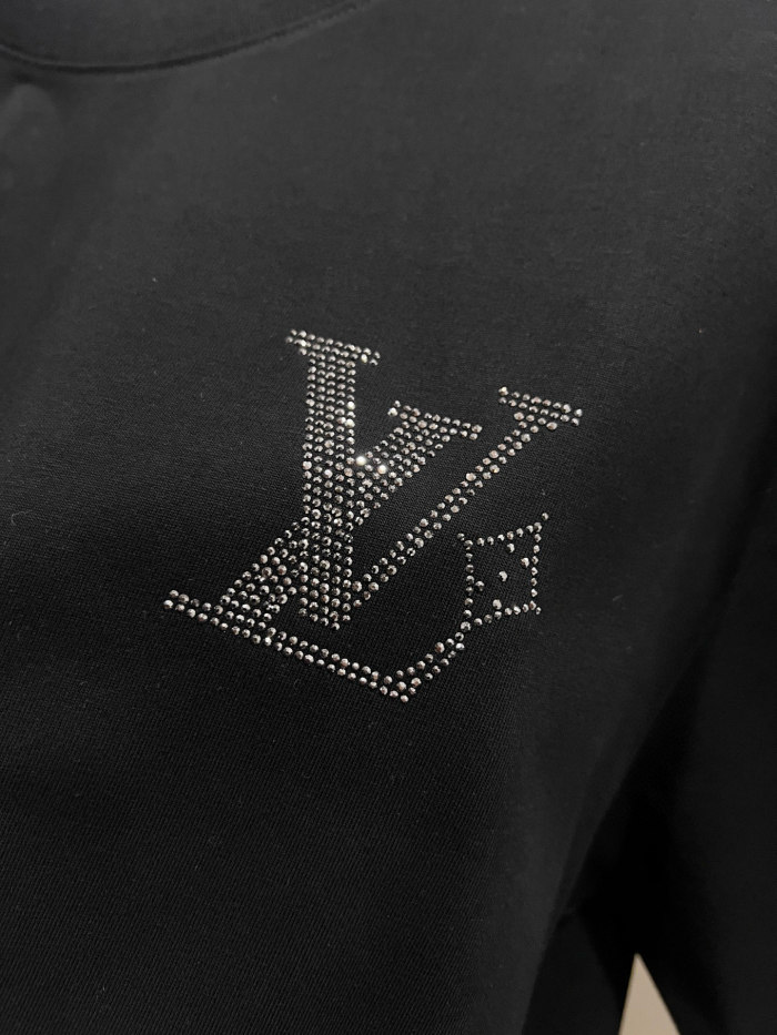 L*ouis V*uitton Top Quality
