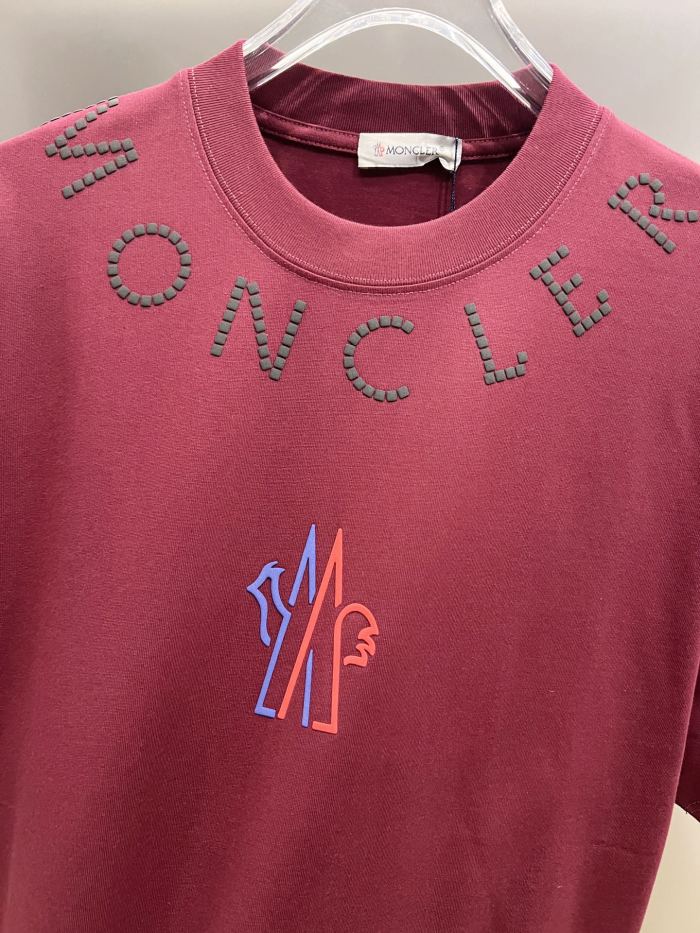 M*oncler  Top Quality