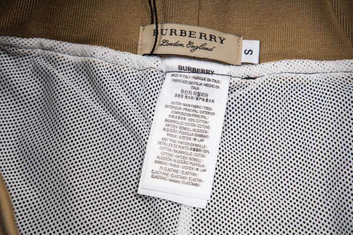 B*urberry Top Quality