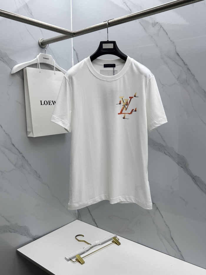 L*ouis V*uitton  Top Quality