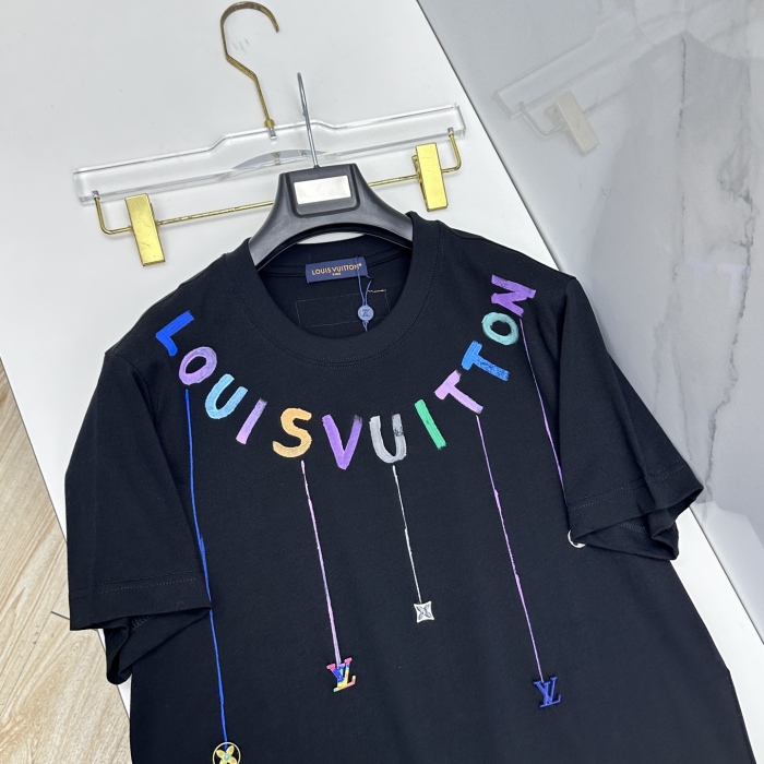L*ouis V*uitton  Top Quality