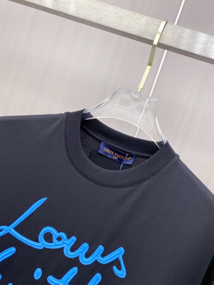 L*ouis V*uitton  Top Quality