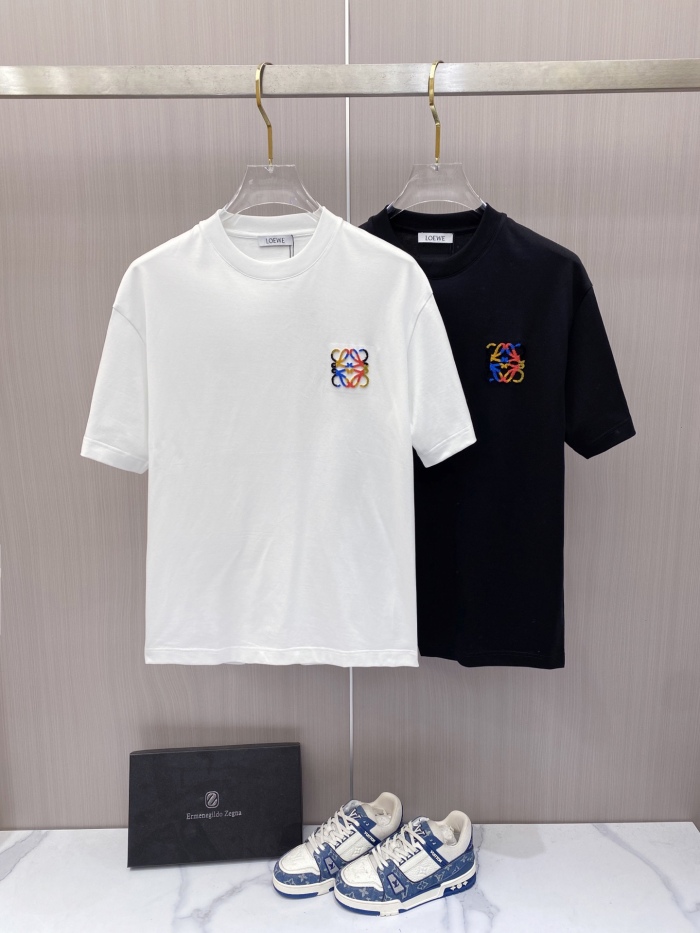 L*oewe  Top Quality