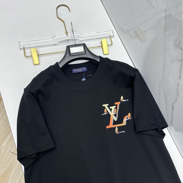 L*ouis V*uitton  Top Quality