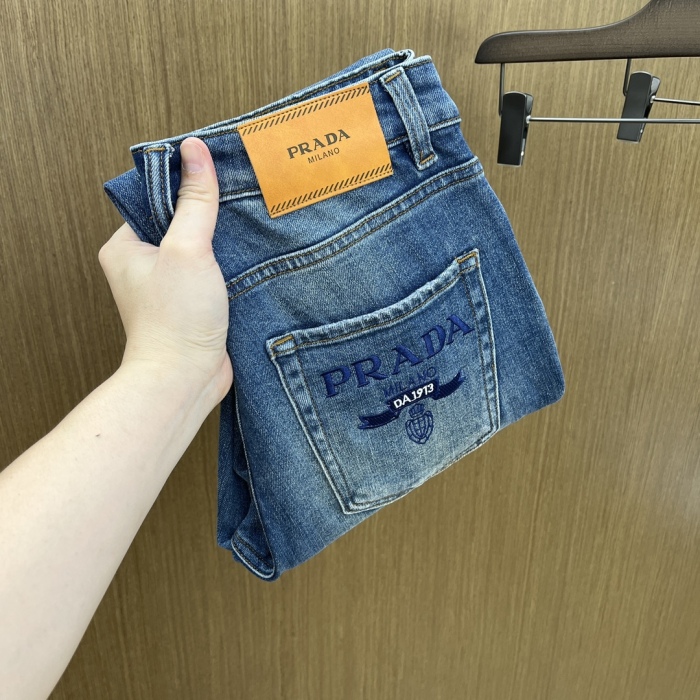 P*rada Top Quality
