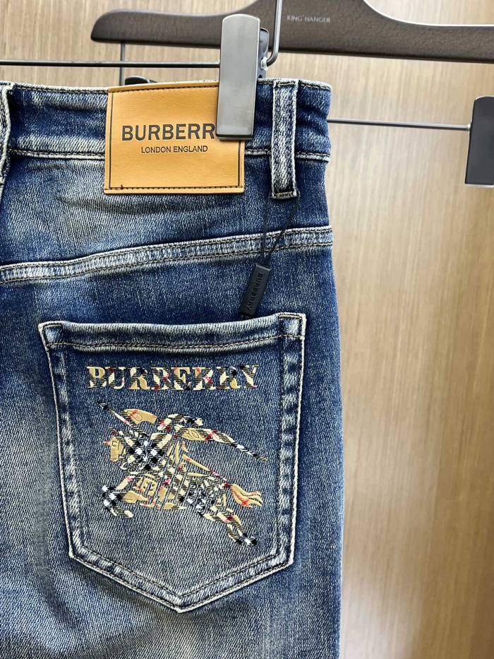 B*urberry Top Quality